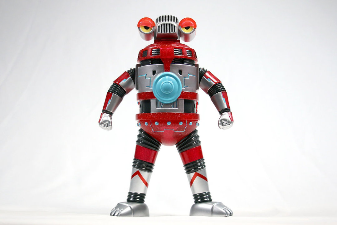 Seismic Toys Supercharges the Ultraman Vinyl Odyssey Toyline with SEVENGER!